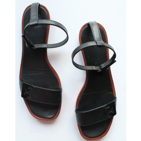 Tory Burch Gabrielle Sandal with Ankle Strap / Size 7.5 / Black Logo Leather - Picture 1 of 12